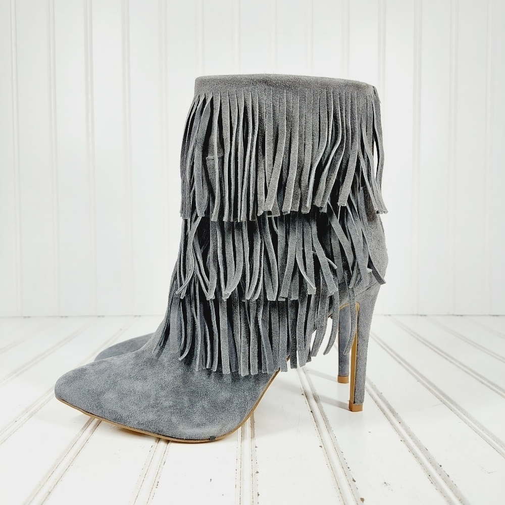 Steve Madden Flapper Gray Fringe Suede High Heeled Ankle Boots A999